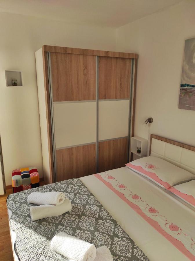 Apartments Pivac - لوكفا روجوزنيكا المظهر الخارجي الصورة